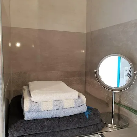 Apartamento Beautiful Near Sea